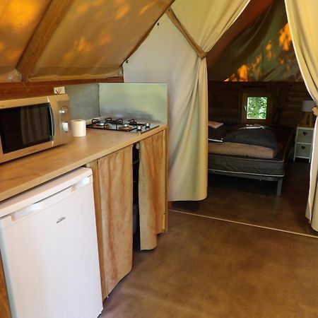 Camping Smile & Braudieres Mézières-sous-Lavardin Екстериор снимка