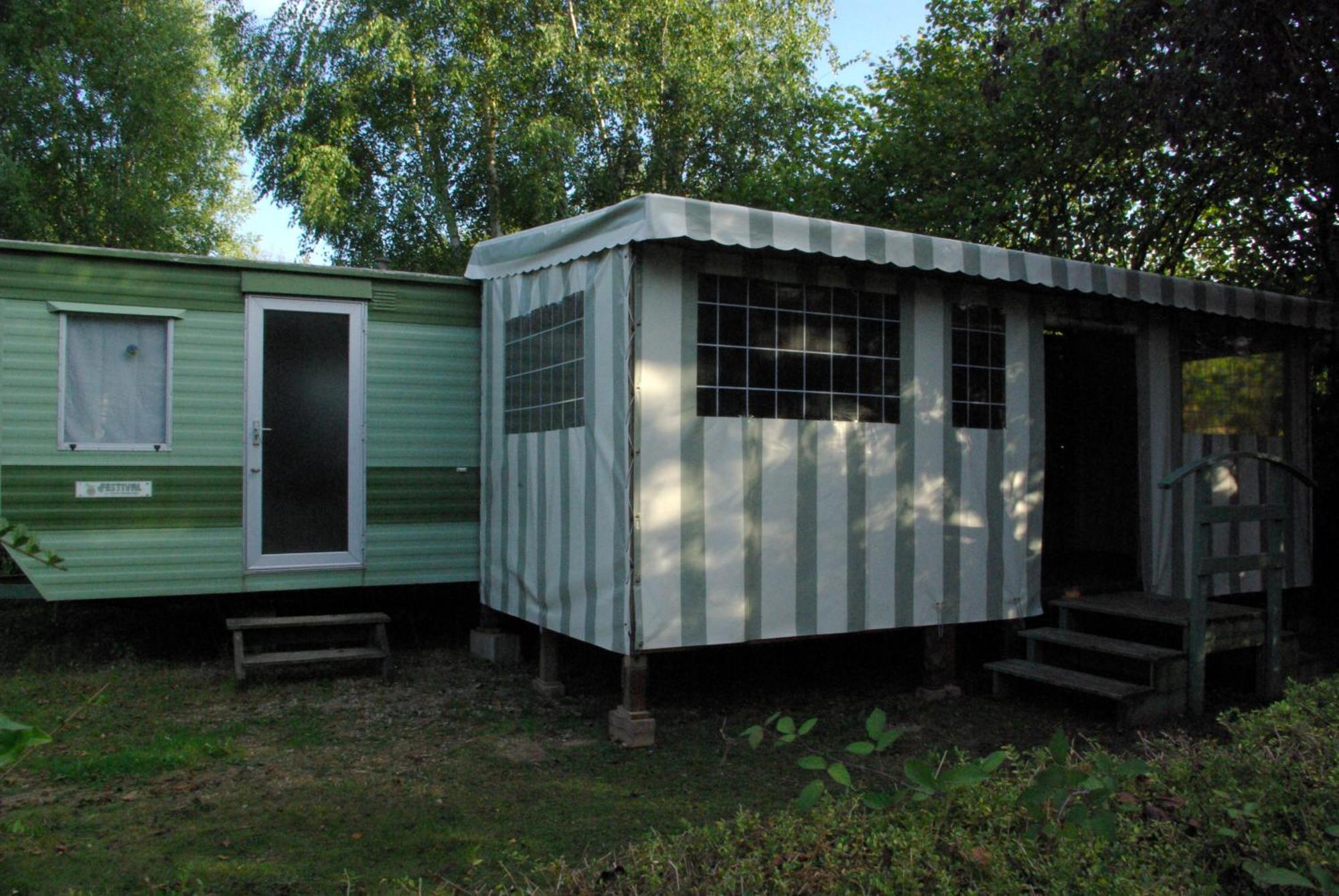 Camping Smile & Braudieres Mézières-sous-Lavardin Стая снимка