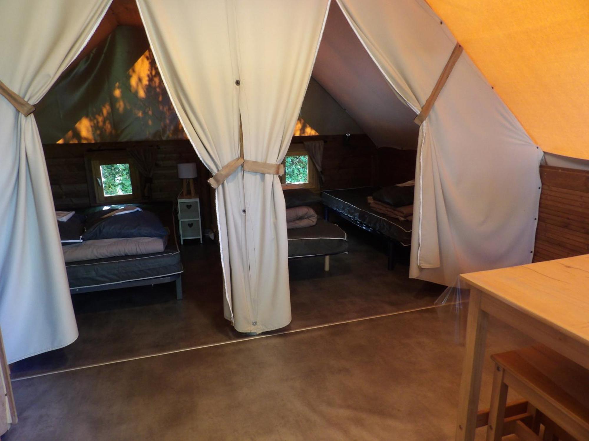Camping Smile & Braudieres Mézières-sous-Lavardin Екстериор снимка